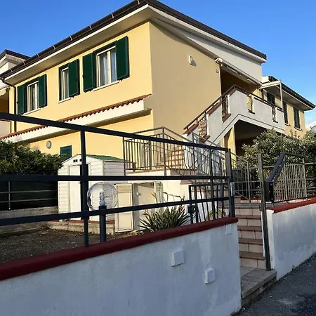 Stefy's House 2 * سكاليا
